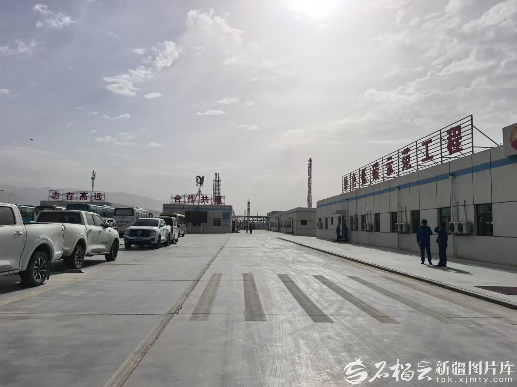mmexport1784082184438