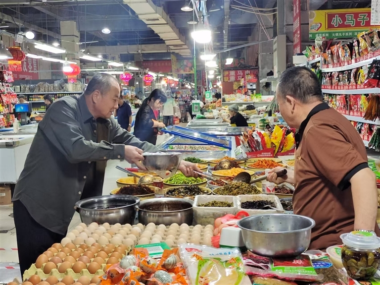 昌吉市中秋消费市场供应充足秩序良好