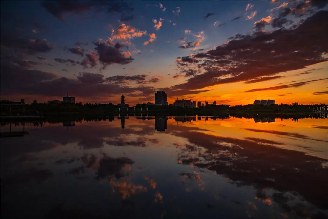 昌吉市夜景